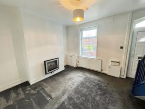 Lounge- click for photo gallery